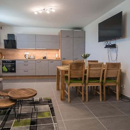 Astra Lipno Apartamento Frymburk Exterior foto