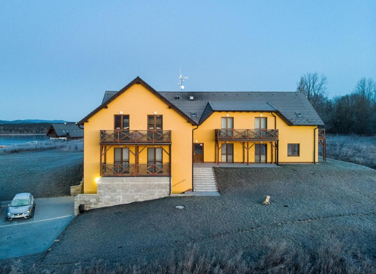 Astra Lipno Apartamento Frymburk Exterior foto