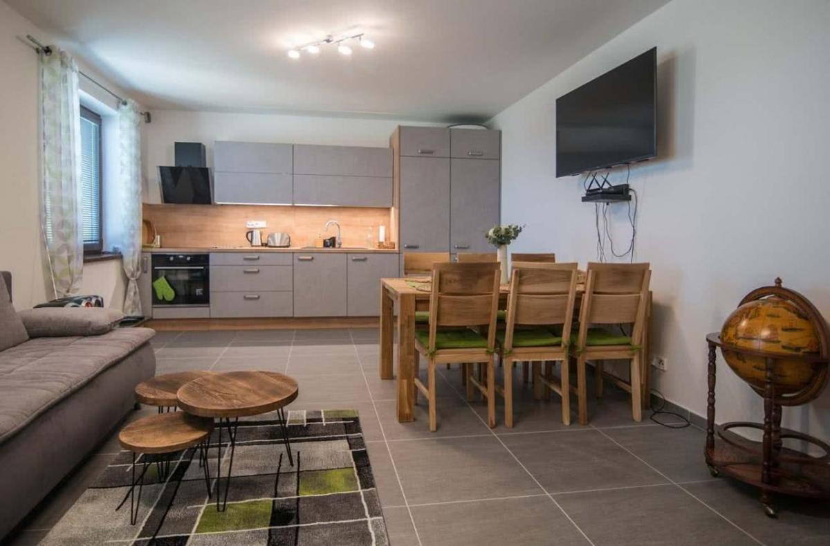 Astra Lipno Apartamento Frymburk Exterior foto